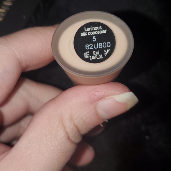 Giorgio Armani luminous silk concealer - Picture 5 of 5